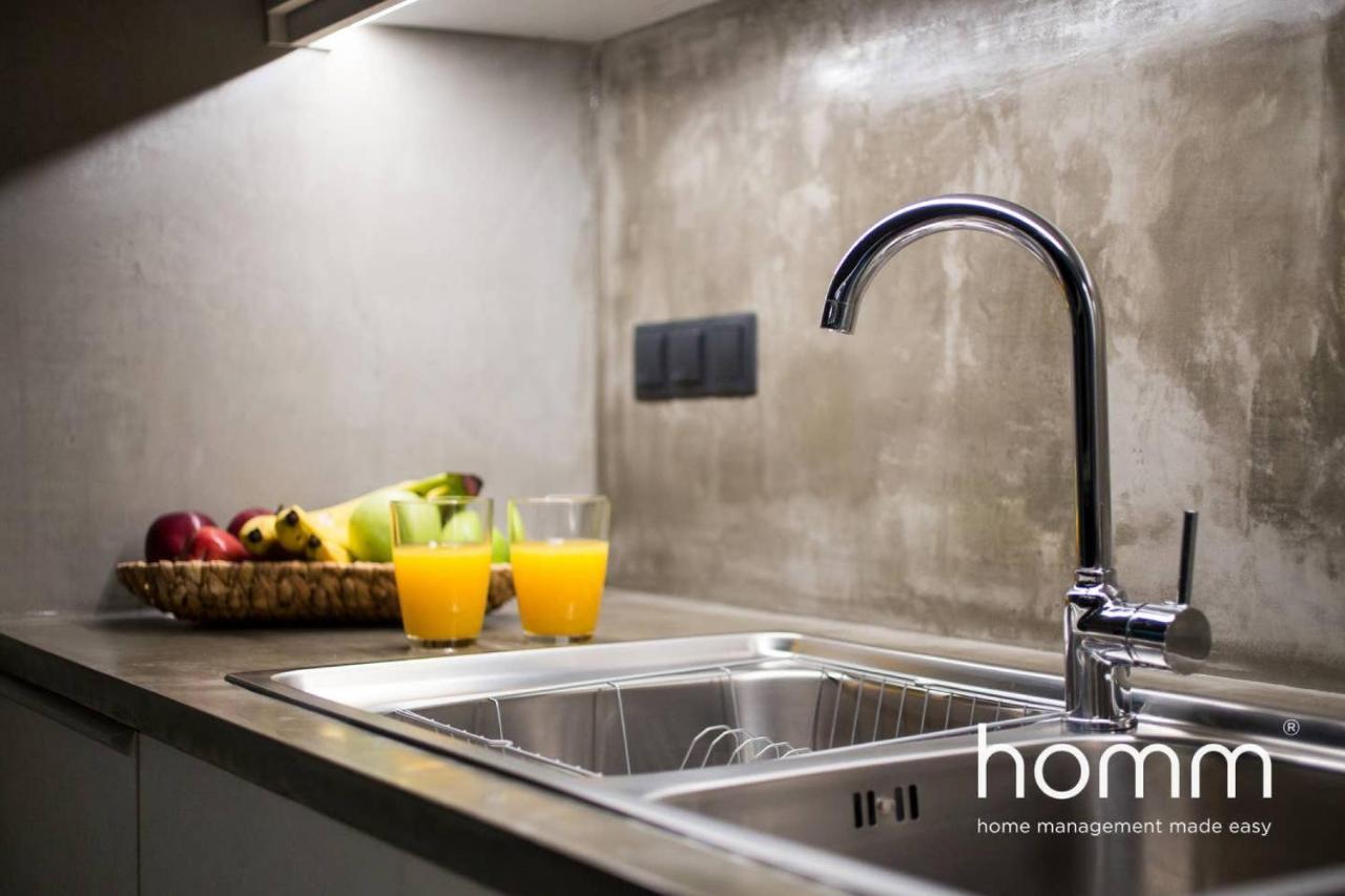 Unique Urban Homm Studio In Piraeus, Alkiviadou Apartment Bagian luar foto